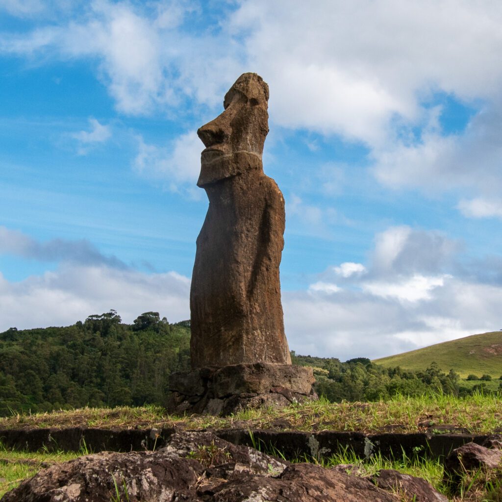 Ahu Huri a Ureŋa Rapa Nui - Ta’u Ho’ou en Rapa Nui